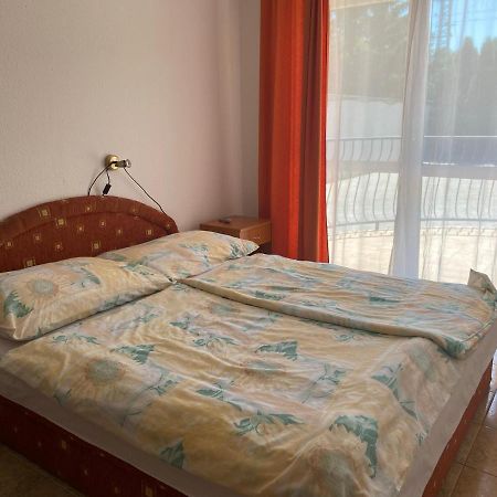 Abigel Apartmanhaz Балатонфюред Экстерьер фото